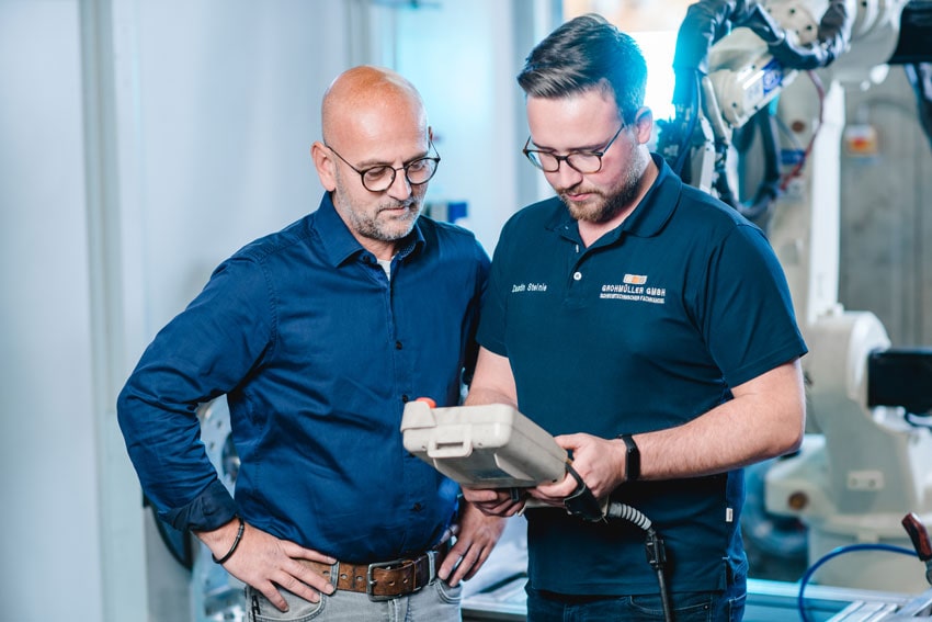Kundenservice Schweißroboter Grohmüller GmbH Grohmüller Schweißroboter OTC Roboter Prozessoptimierung Automation Schweissen